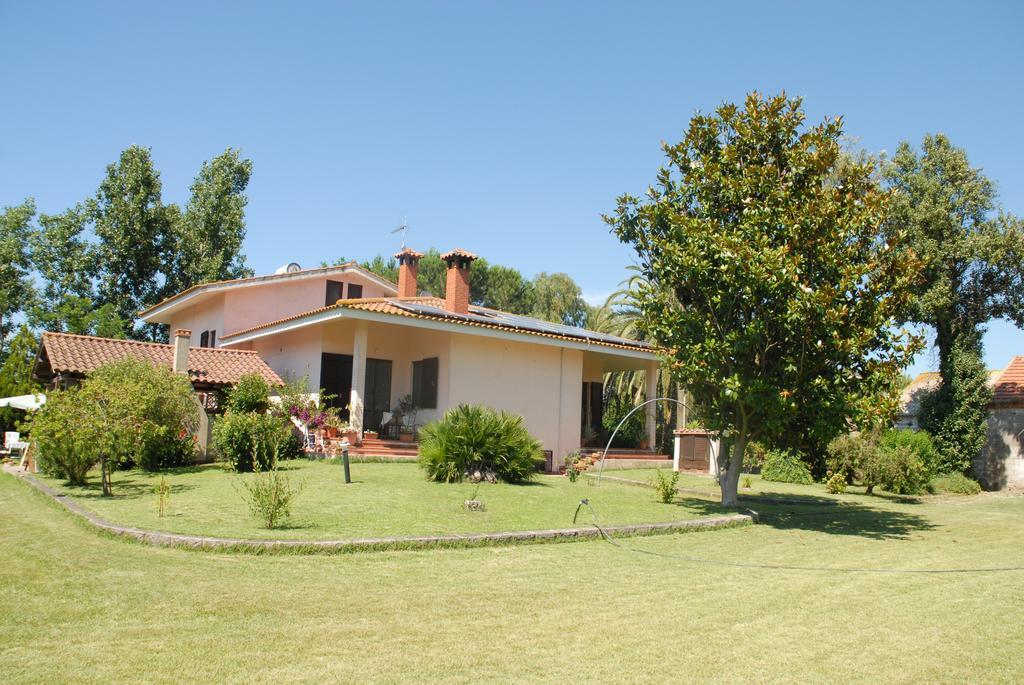 B&B Fra E Fe Arborea Luaran gambar