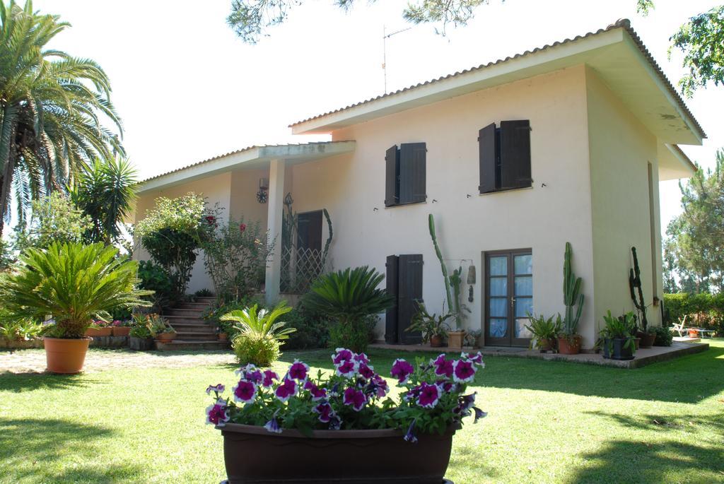 B&B Fra E Fe Arborea Luaran gambar