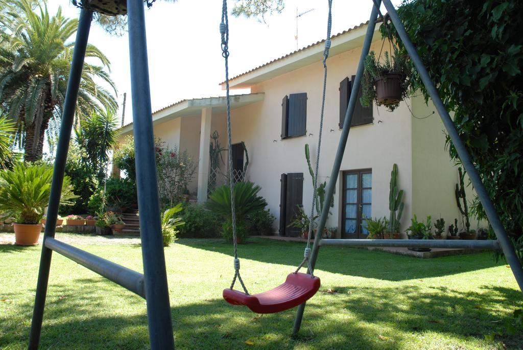 B&B Fra E Fe Arborea Luaran gambar