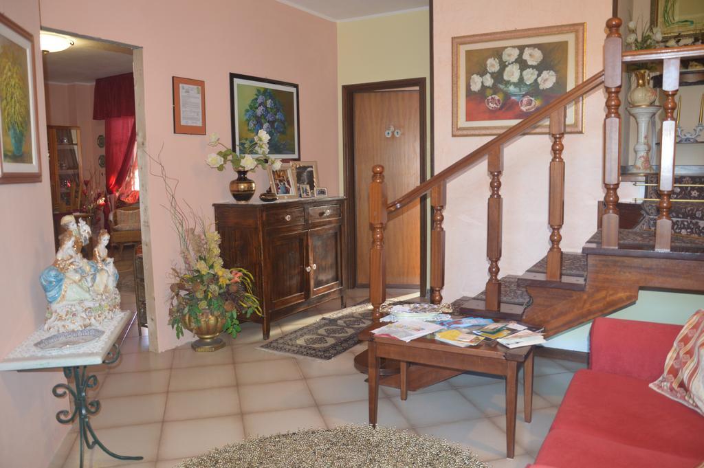 B&B Fra E Fe Arborea Luaran gambar