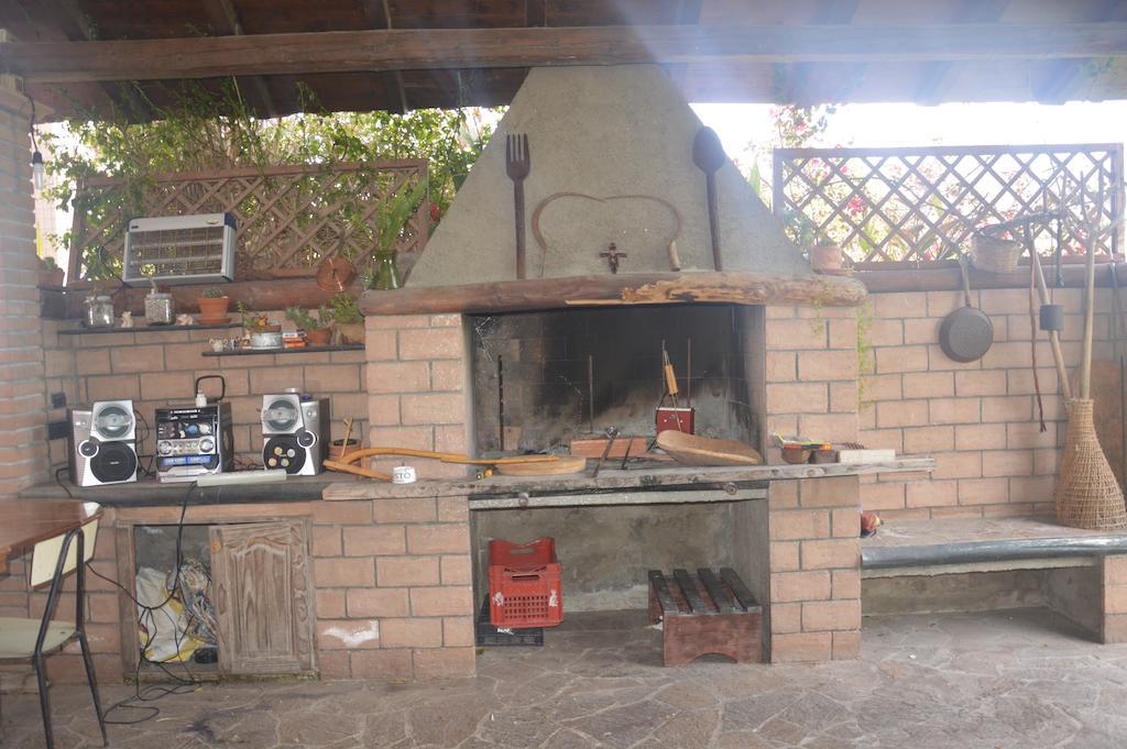 B&B Fra E Fe Arborea Luaran gambar